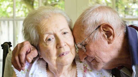 Alzheimer's disease: Where does MEMORY?