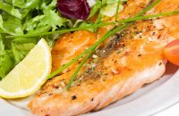 The inclusion of fish in a vegetarian diet against colon cancer