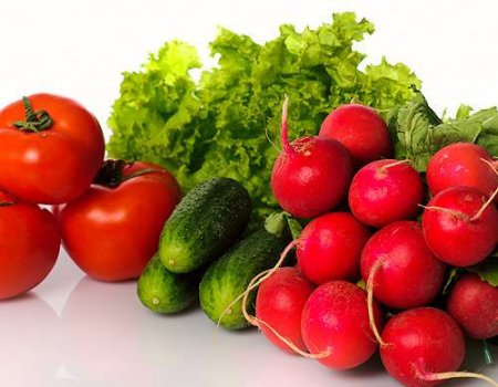 Young vegetables: how to benefit and to avoid poisoning