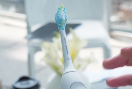 New Bluetooth-tooth brush from Philips will help dentists in their work