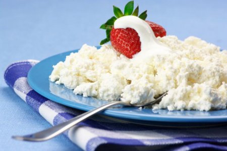 Cottage cheese diet: 4 options