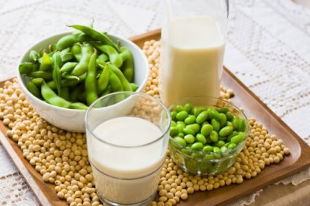 Benefits and harms of soybeans for women and men.