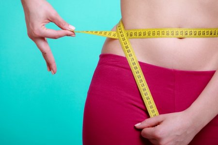 How green tea and nuts help to lose weight by 5 kg