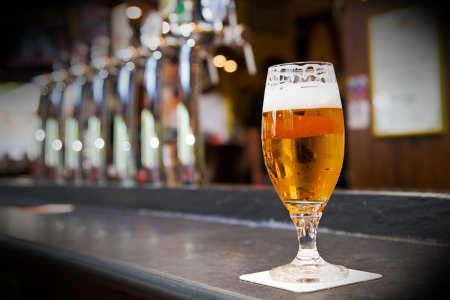 Glass of beer on a daily basis to protect against heart attacks and strokes