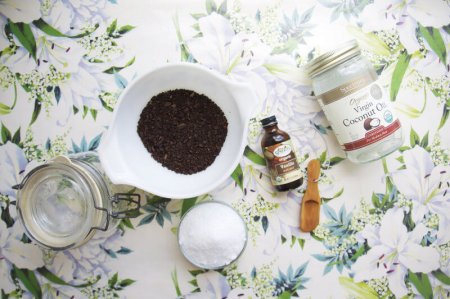 Wake Up With This Coconut + Coffee Body Scrub